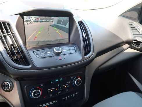 Used 2019 Ford Escape SE FWD image 14