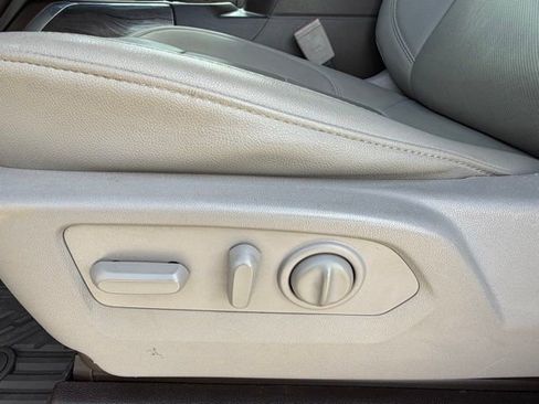 Used 2021 Chevrolet Silverado 2500 LTZ w/ LTZ Premium Package image 13