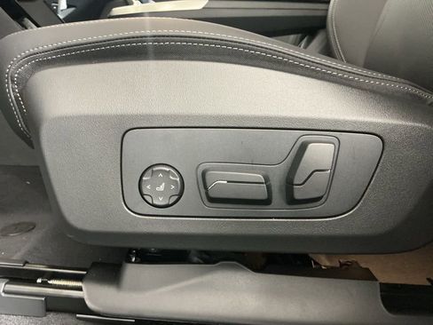 New 2026 BMW X2 xDrive28i w/ Technology Package image 21