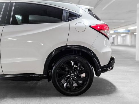 Used 2021 Honda HR-V Sport image 15