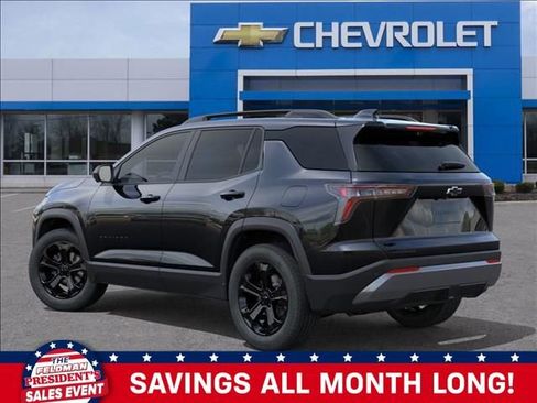 New 2026 Chevrolet Equinox LT image 3