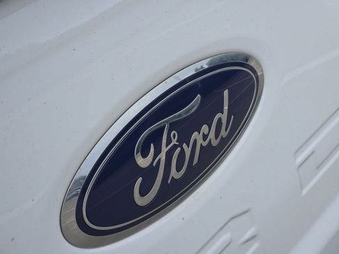 Used 2023 Ford F250 XL w/ XL Off-Road Package AWD/4WD image 11