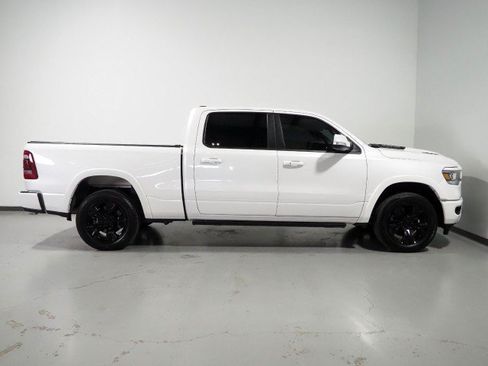 Used 2022 RAM 1500 4x4 Crew Cab Laramie image 4