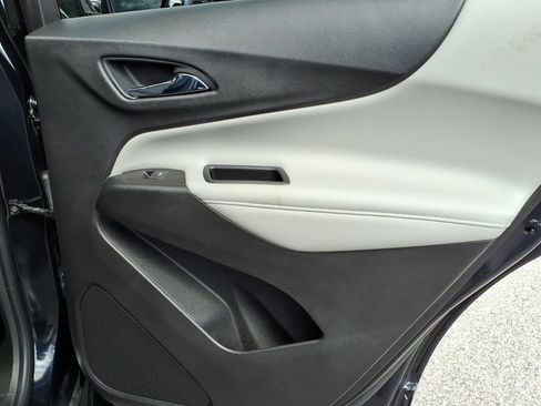 Used 2020 Chevrolet Equinox Premier FWD image 15