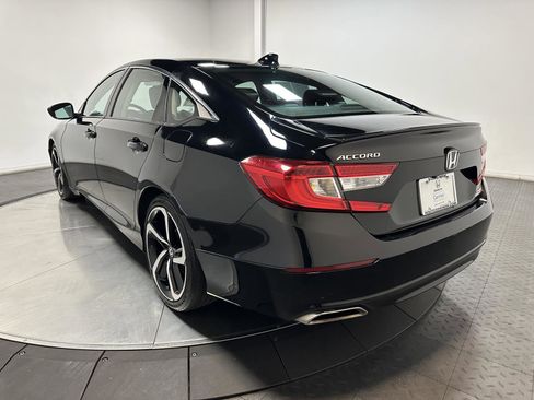 Certified 2022 Honda Accord Sport Special Edition image 9