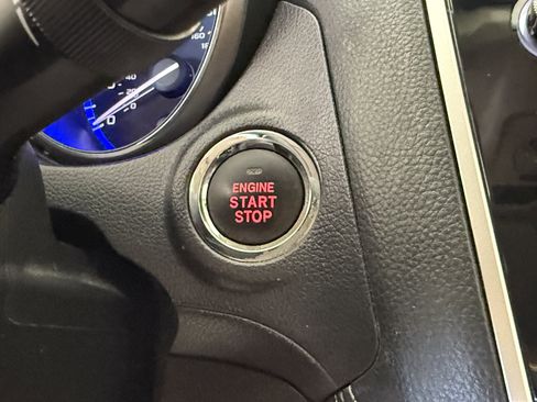 Used 2018 Subaru Outback 3.6R Limited image 30