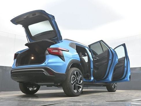 New 2026 Chevrolet Trax RS w/ Driver Confidence Package FWD image 51