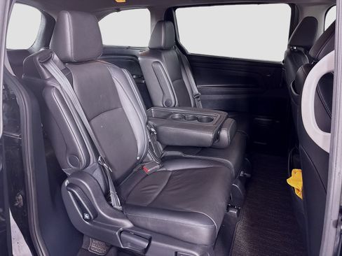 Used 2023 Honda Odyssey Touring image 29