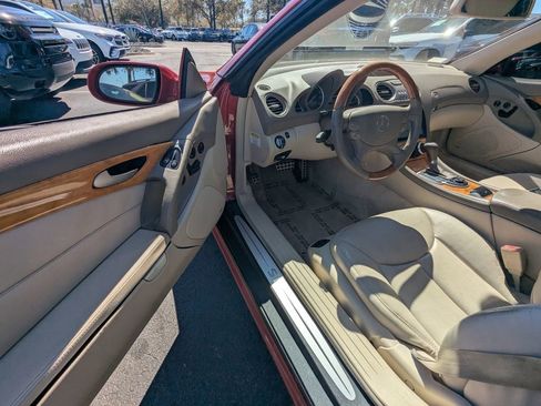 Used 2006 Mercedes-Benz SL 500 image 3