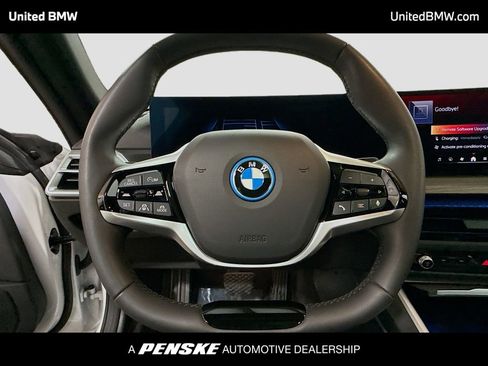 Used 2025 BMW i4 xDrive40i image 6