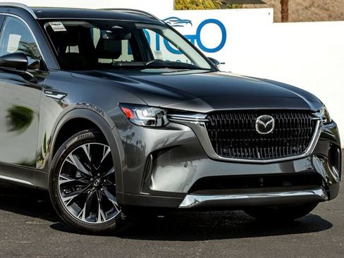 Used 2024 MAZDA CX-90 Plug-In Hybrid w/ Premium Pkg AWD/4WD image 5