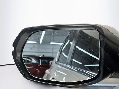 Used 2022 Honda CR-V EX-L image 16