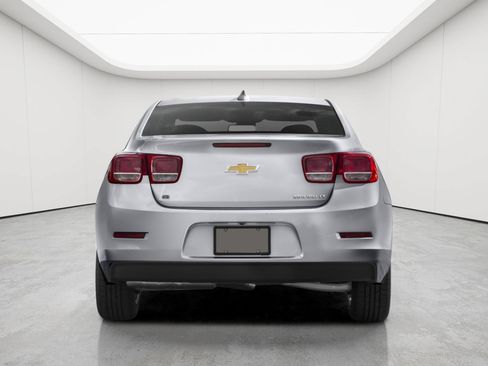 Used 2016 Chevrolet Malibu LT w/ Power Convenience Package FWD image 6