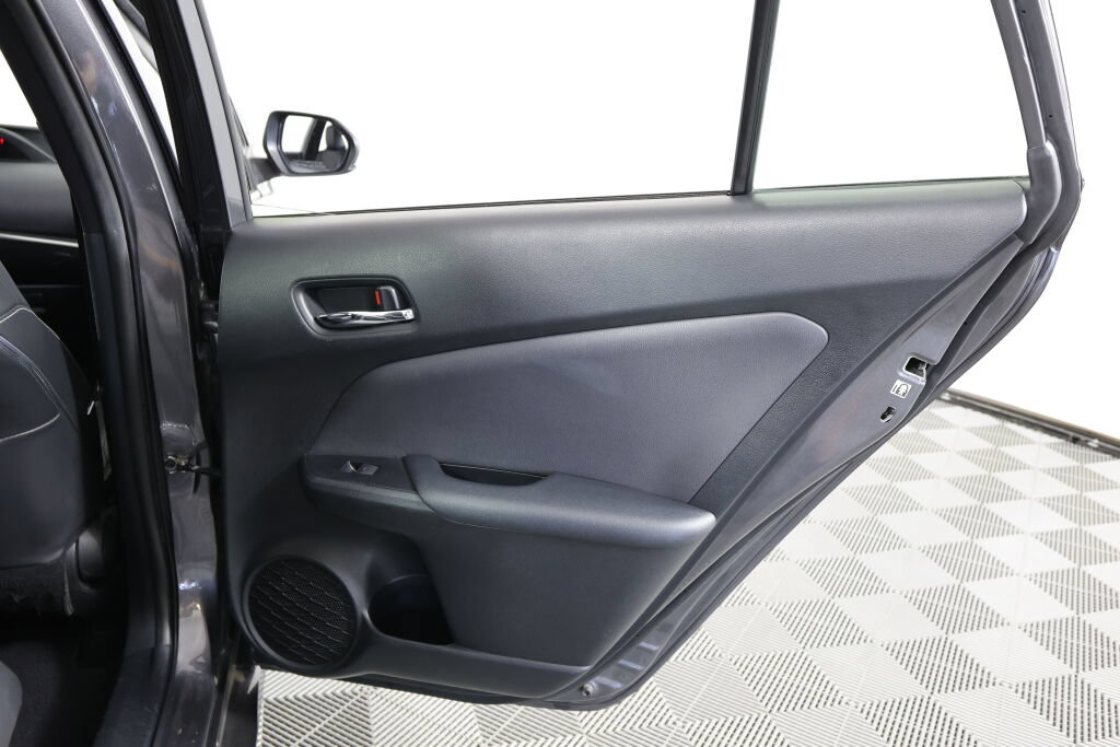 Used 2021 Toyota Prius Prime XLE w/ Carpet Mat Package (TMS) FWD image 21