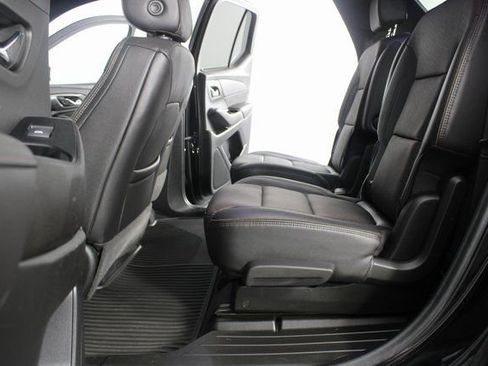 Used 2023 Chevrolet Traverse High Country image 22