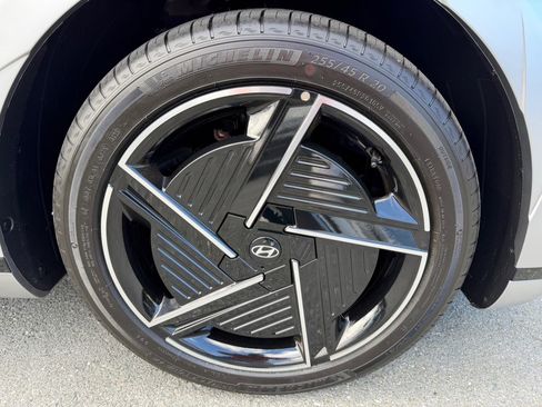 Used 2026 Hyundai Ioniq 5 Limited AWD/4WD image 54