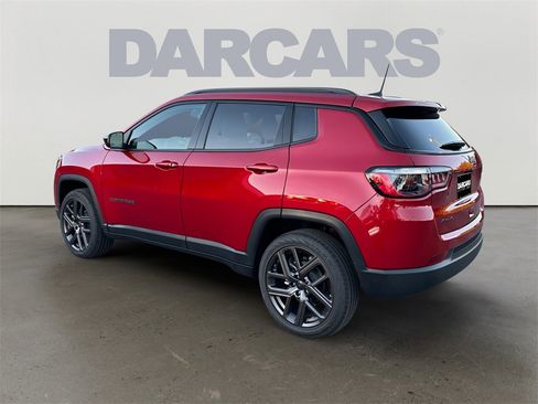 New 2026 Jeep Compass Latitude image 5