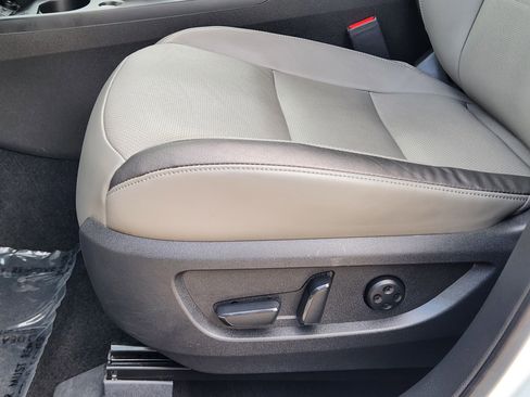 Used 2023 INFINITI QX50 Luxe FWD image 21