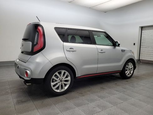 Used 2018 Kia Soul ! w/ Tech Package image 10
