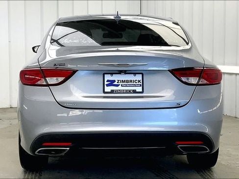 Used 2015 Chrysler 200 S w/ Navigation & Sound Group I image 4