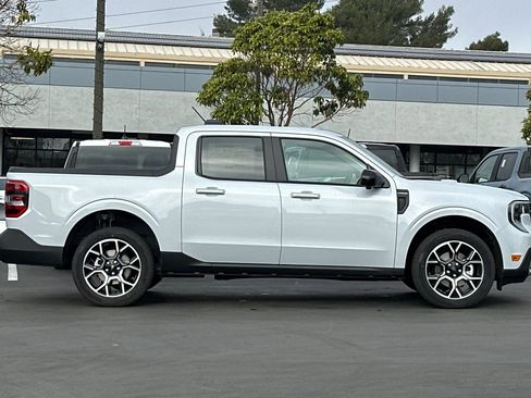 New 2026 Ford Maverick Lariat w/ 4K Tow Package image 3