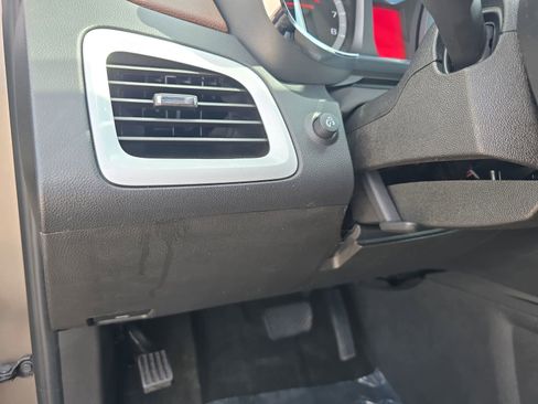 Used 2012 GMC Terrain SLT image 28