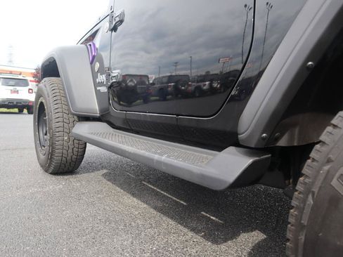 Used 2020 Jeep Wrangler Sport AWD/4WD image 26