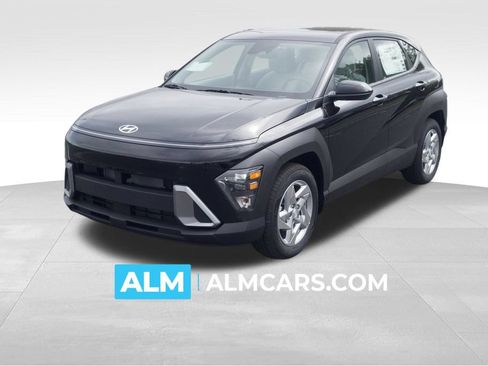 Used 2026 Hyundai Kona SE FWD image 1