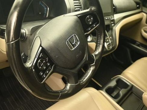 Used 2018 Honda Odyssey Touring image 14