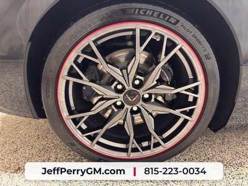 Used 2026 Chevrolet Corvette Stingray Premium Cpe w/ Z51 Performance Package RWD image 25