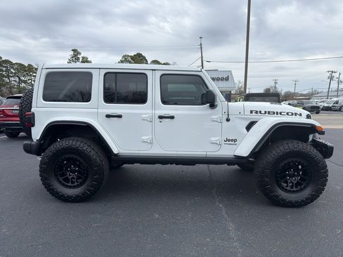 Used 2021 Jeep Wrangler Unlimited Rubicon image 2