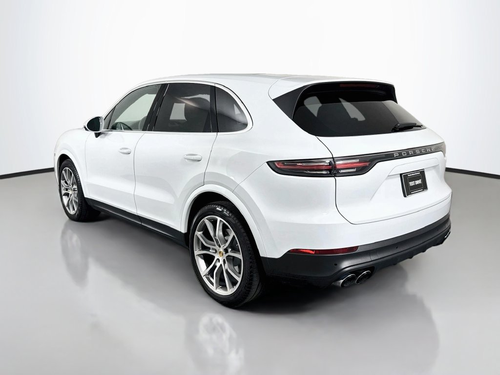 Certified 2023 Porsche Cayenne AWD/4WD image 3
