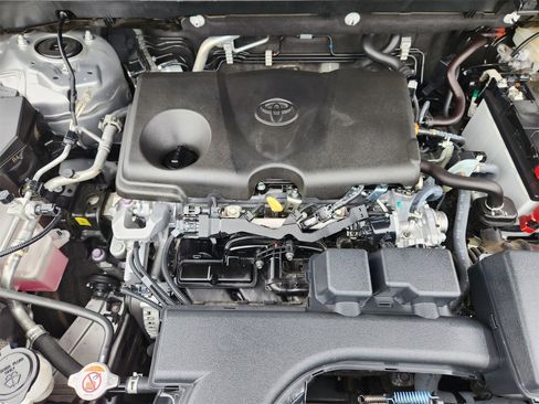 Used 2024 Toyota RAV4 XLE Premium image 40
