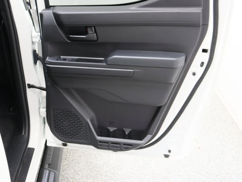 Certified 2025 Toyota Tacoma SR5 RWD image 31