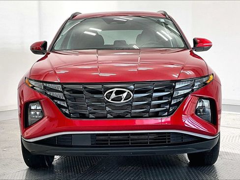 Certified 2022 Hyundai Tucson SEL AWD/4WD image 3