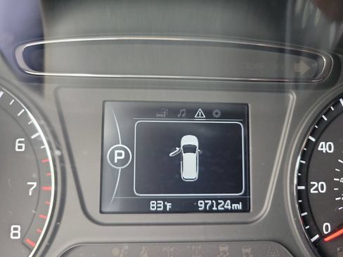 Used 2018 Kia Sorento AWD image 22