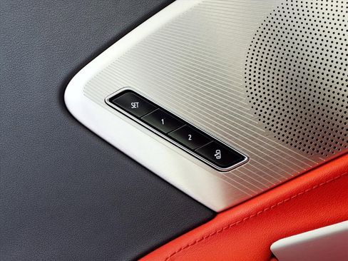 Used 2020 Chevrolet Corvette Stingray Preferred Cpe w/ 2LT Preferred Equipment Group image 19