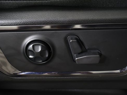 Used 2024 RAM 1500 Limited image 35