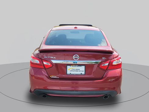 Used 2016 Nissan Altima 2.5 SL w/ 2.5 Technology w/LED Package FWD image 4
