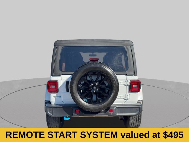 Used 2022 Jeep Wrangler Unlimited Sahara w/ Safety Group AWD/4WD image 4