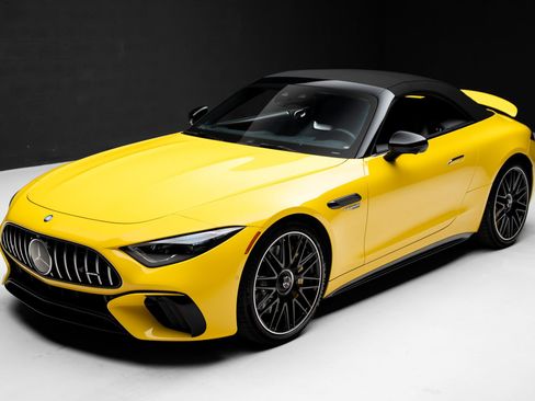Used 2023 Mercedes-Benz SL 63 AMG 4MATIC image 5