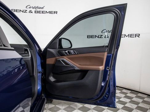 Used 2021 BMW X6 xDrive40i w/ M Sport Package image 17