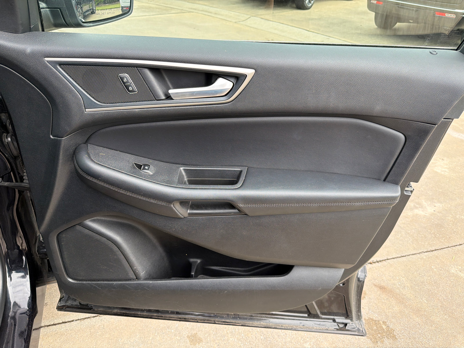 Used 2024 Ford Edge SEL AWD/4WD image 14