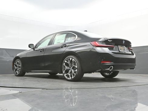 New 2026 BMW 330i Sedan w/ Premium Package RWD image 44