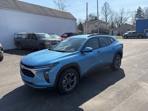 New 2026 Chevrolet Trax LT w/ Driver Confidence Package image 4