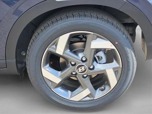 New 2026 Hyundai Venue SEL image 10