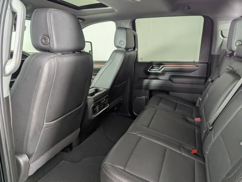 Used 2024 GMC Sierra 2500 Denali w/ Denali Reserve Package image 17