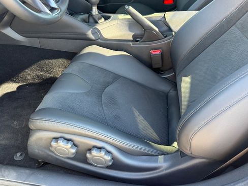 New 2025 Nissan Z Performance w/ Floor Mat Package image 15
