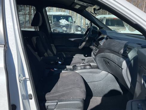 Used 2022 Honda Pilot Sport image 30