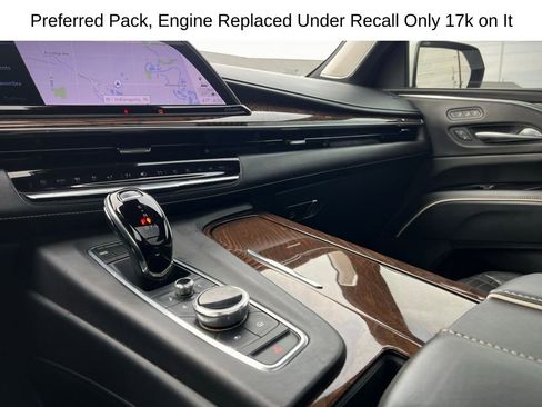 Used 2022 Cadillac Escalade ESV Sport Platinum w/ LPO, ONYX Package image 68